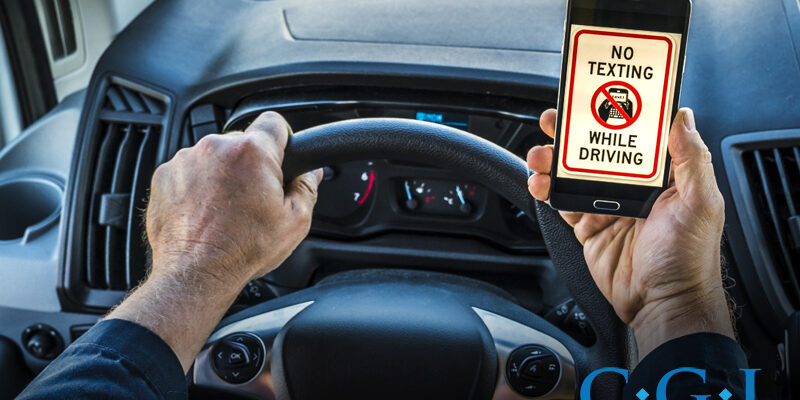 Texting and Driving Ticket de Trafico Abogado Criminalista Miami