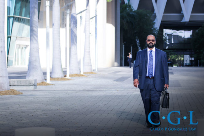 Miami Trial Attorney Plea Bargain Plead or Proceed to Trial